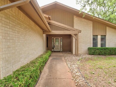 5009 Tahoka Dr, Granbury, TX 76049 - photo 7