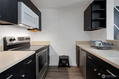 11002 SE Petrovitsky Rd unit E103, Renton, WA 98055 - photo 4