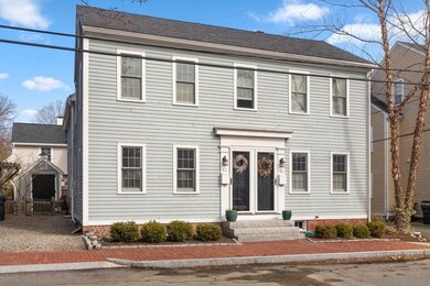 50 Warren St unit 50, Newburyport, MA 01950 - photo 2