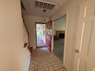 4661 Truman Ln, Virginia Beach, VA 23455 - photo 3