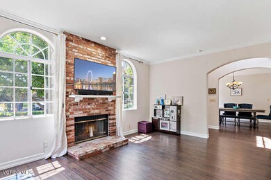 22047 Viscanio Rd, Woodland Hills, CA 91364 - photo 6