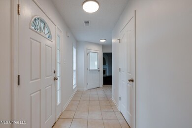 6279 Braybourne Main-4