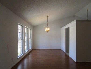 DiningRoom