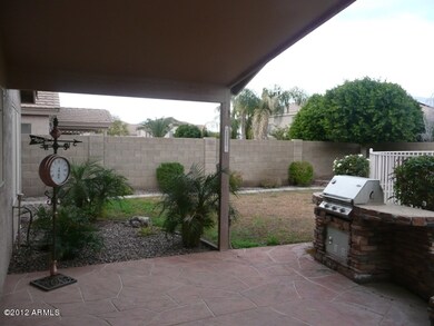 106 E Palo Blanco 011