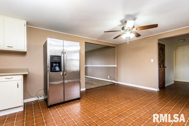 126 N Eisele Dr, Peoria, IL 61604 - photo 6