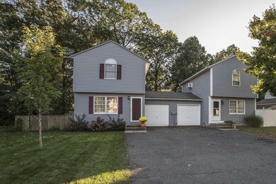 71 Glenmore St, Springfield, MA 01129 - photo 3