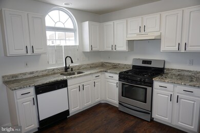 307 Allens Ln unit 84, Mullica Hill, NJ 08062 - photo 2