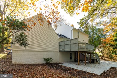 9065 Northedge Dr, Springfield, VA 22153 - photo 7