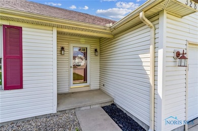 328 Colorado Ave, Findlay, OH 45840 - photo 3