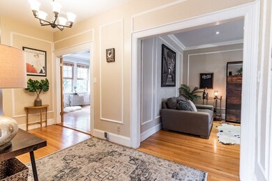 108 Saint Paul St unit 6, Brookline, MA 02446 - photo 3