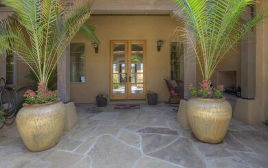 006_Entrance