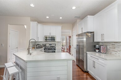 103 Seagroves Ct, Apex, NC 27502 - photo 7