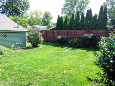 21 Pennichuck St, Nashua, NH 03064 - photo 5