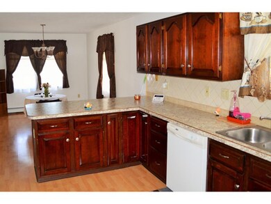 530 Weston Rd, Manchester, NH 03103 - photo 2