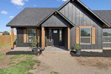 108 Santa Teresa Rd, Kyle, TX 78640 - photo 4