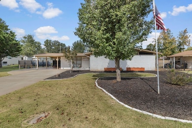 202 Davis Ave, Florence, AL 35633 - photo 7