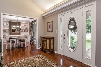 490 Highland Springs Dr, Mount Washington, KY 40047 - photo 5