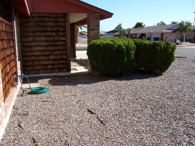 Side View of Front Porch !    017