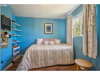 4730 Alder St, West Linn, OR 97068 - photo 7