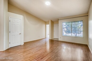 7-350402828-13 Living Room