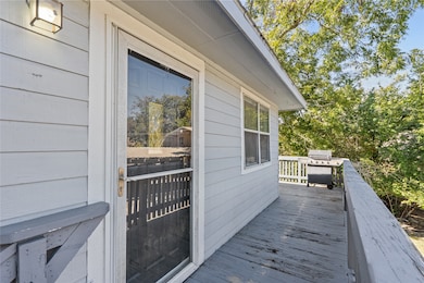 336 Reppert St unit A, Bacliff, TX 77518 - photo 2