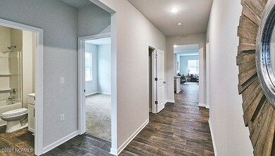 Cali_Express_White_Cabinets01