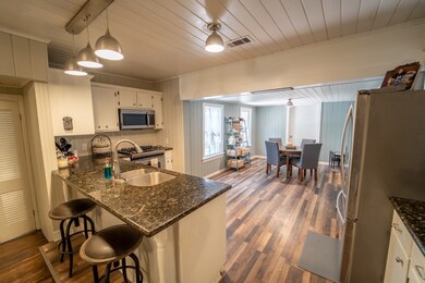 2917 Avenue K, Bay City, TX 77414 - photo 3