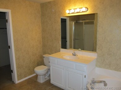 8421 S 112th East Ave, Tulsa, OK 74133 - photo 7