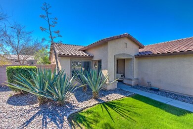 2567 E Carla Vista Dr-4