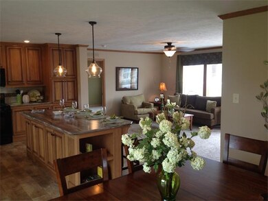 8 Hillview Dr, West Springfield, MA 01089 - photo 2