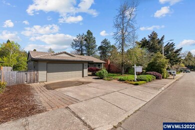 1153 Martin Ct S, Salem, OR 97306 - photo 4
