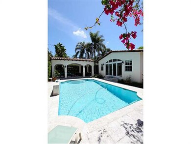 Swimming Pool/Hot Tub/Sauna
