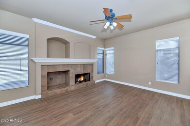 3382 W Harrison St-large-005-024-TOD0654