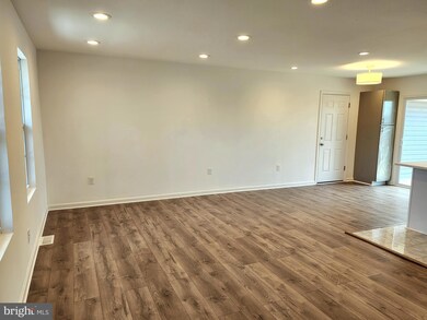 7428 Hawkins Dr, Hanover, MD 21076 - photo 7