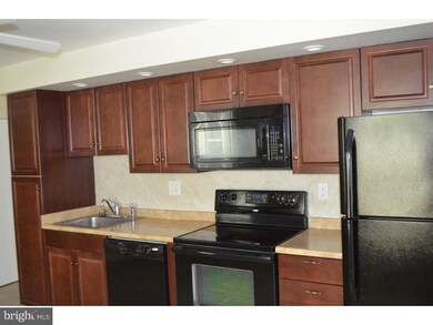 333 W 5th St, Lansdale, PA 19446 - photo 5