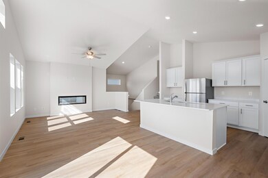 724 Spruce St N, Cambridge, MN 55008 - photo 5