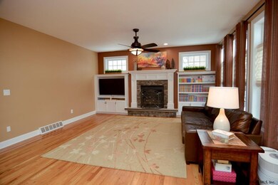 7 Rolling Brook Dr, Ballston Spa, NY 12020 - photo 4