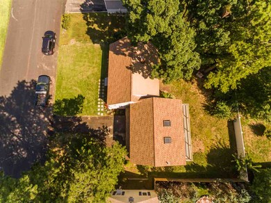 7 Burgess St, Nashua, NH 03064 - photo 4