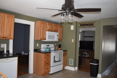 10 High St unit 10, Whitinsville, MA 01588 - photo 7
