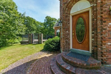 35 Chickering Rd, Spencer, MA 01562 - photo 5