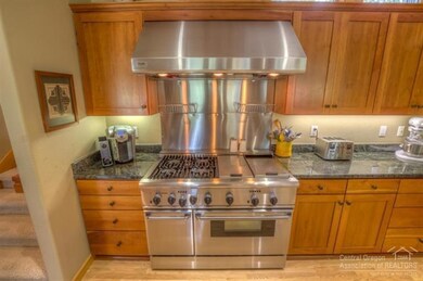 3361 NW Mccready Dr, Bend, OR 97701 - photo 7