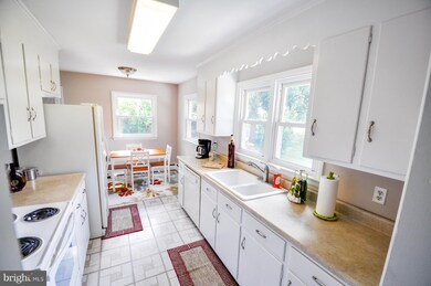 1106 Rosemont Dr, Knoxville, MD 21758 - photo 2