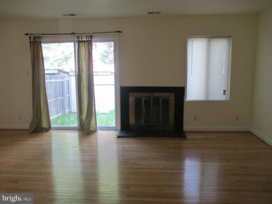 17468 Hoskinson Rd, Poolesville, MD 20837 - photo 7