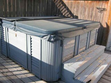 2206 Hickory Grove Rd, Davenport, IA 52804 - photo 5