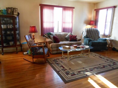 Living Room 3 New<|><|>
