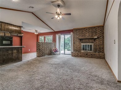 6032 N Meridian Place, Oklahoma City, OK 73122 - photo 2