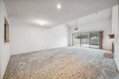 18039 Starboard Dr, Houston, TX 77058 - photo 3