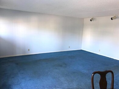 112 Greenbrier B, West Palm Beach, FL 33417 - photo 5