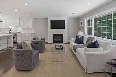 24 Licata Terrace, Cos Cob, CT 06807-104