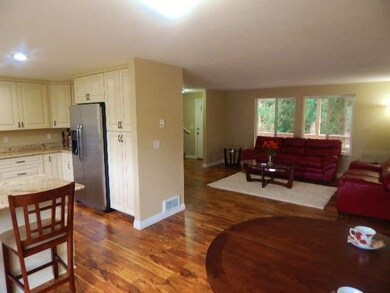 15822 Vail Cut Off Rd SE, Rainier, WA 98576 - photo 6